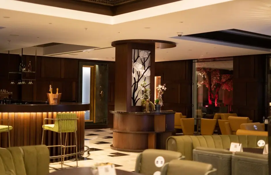 PHOENIX MILLS WING C, Lower Parel, Mumbai — Photo 6